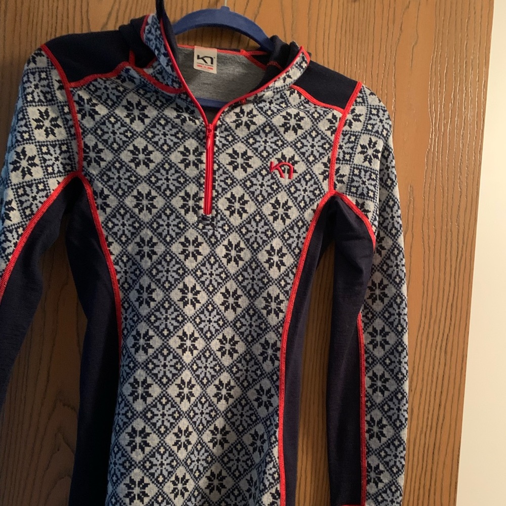 Kari traa hooded wool top